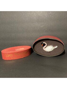 Glass Menagerie Swan Figurine By Fitz And Floyd With Box